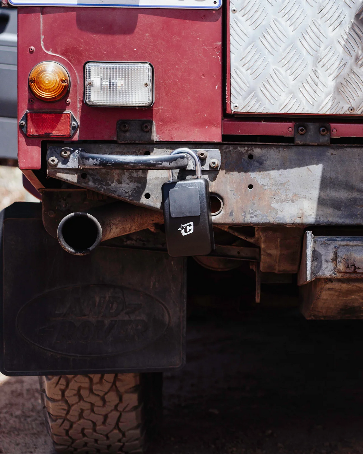 Creatures Stash Lock Large