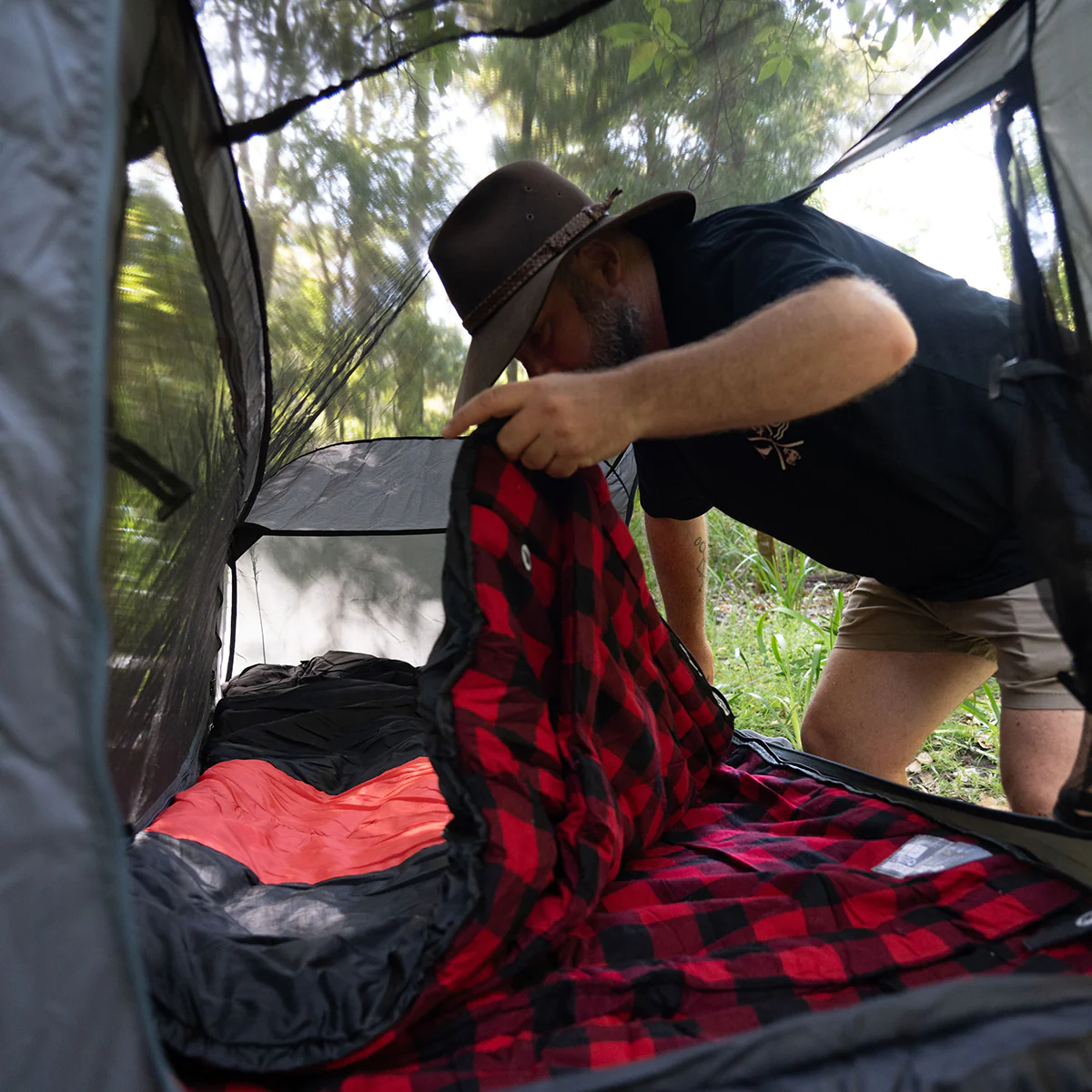 Wildtrak Kalgan hooded Jumbo Sleeping Bag