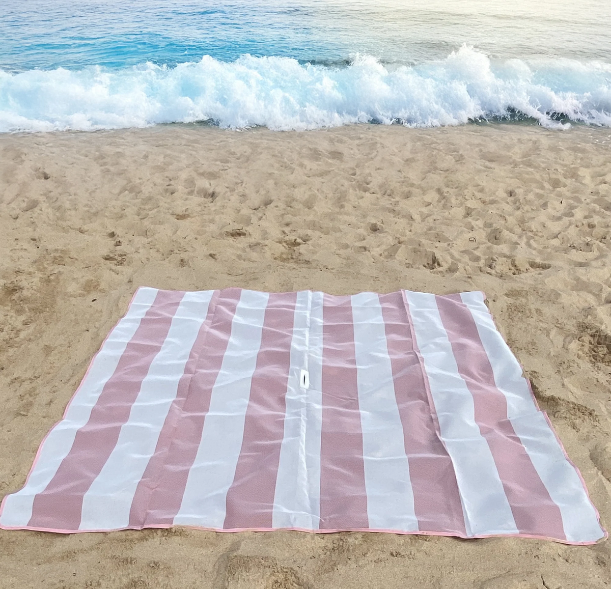 Mirage Beach Mat With Umbrella Hole